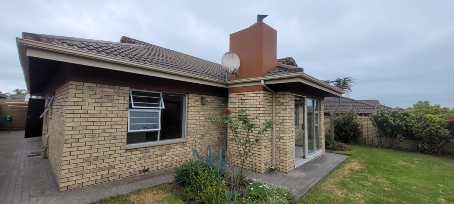 3 Bedroom Property for Sale in Dormehls Drift Western Cape